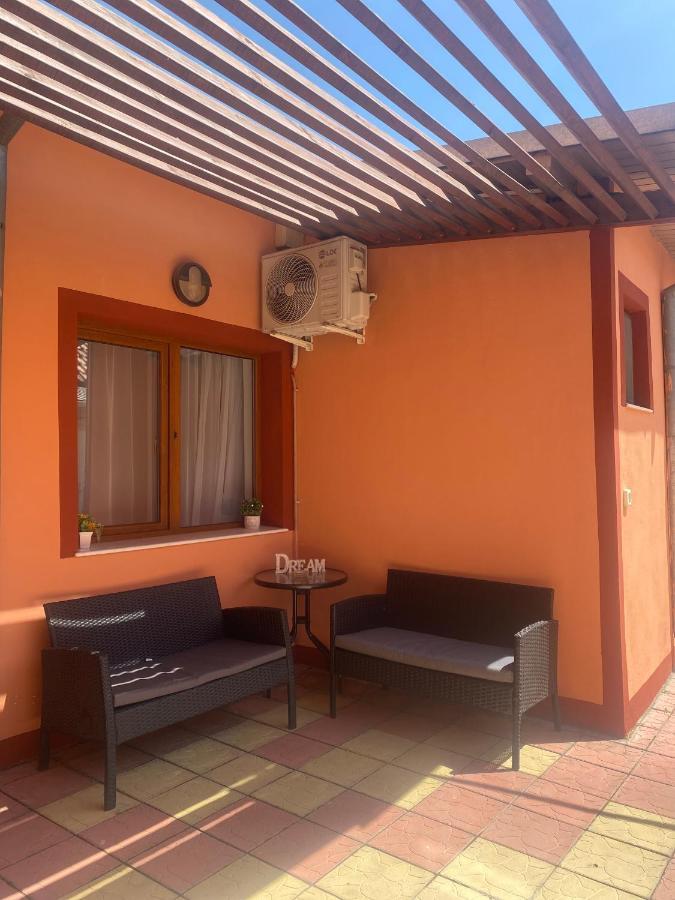 Orange House Constanta Lägenhet Exteriör bild
